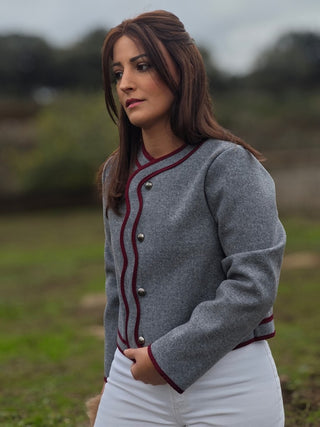 CHAQUETA SUIZA GRIS