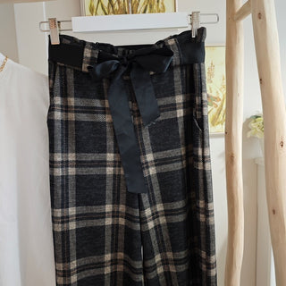 PANTALON DE CUADROS LAZO