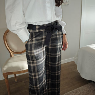 PANTALON DE CUADROS LAZO